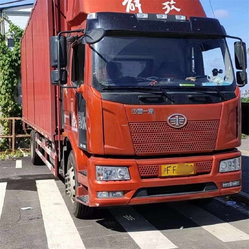 渭滨区罗平县进仓物流：专线直达的多元货运之旅