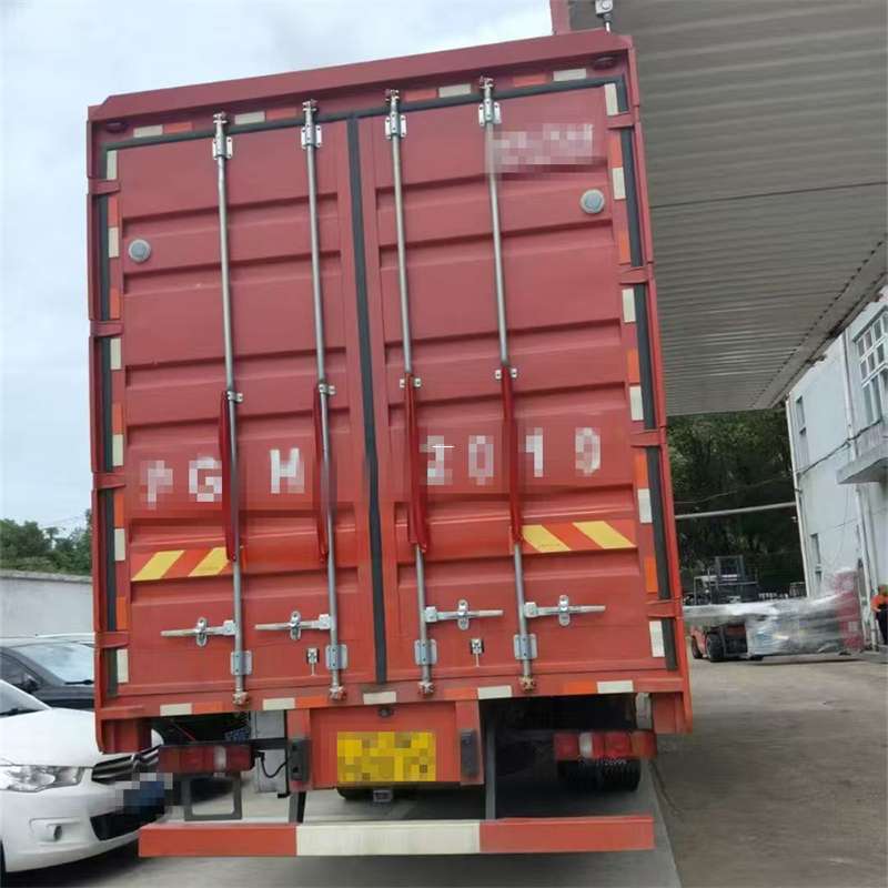 渭滨区普定县进仓物流：专线直达的多元货运之旅